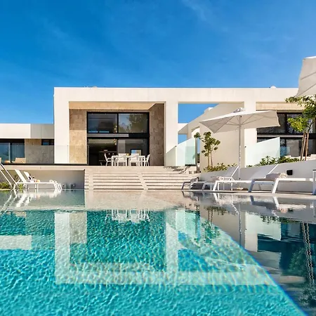 Aurum Ялиссос