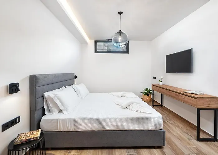 Aurum ヴィラ イアリソス