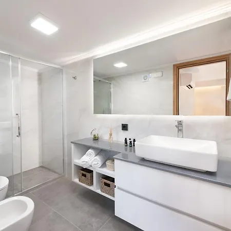 Aurum Villa