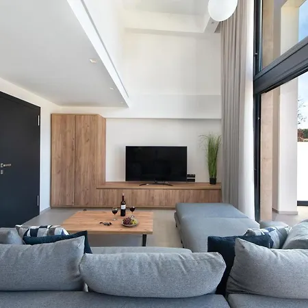 Villa Aurum *